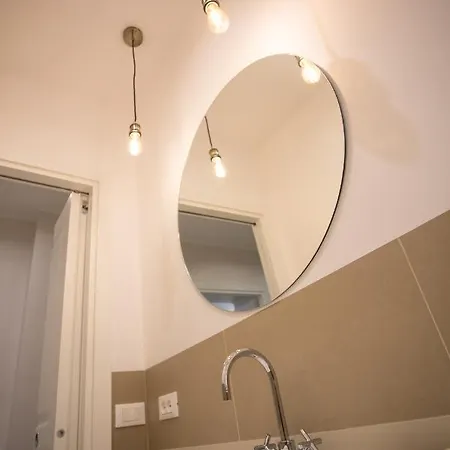 Vintage Ottaviano 公寓 *