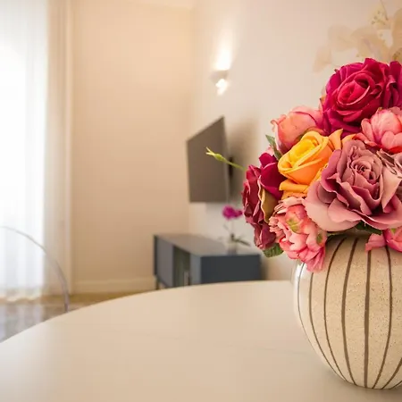 Vintage Ottaviano 公寓