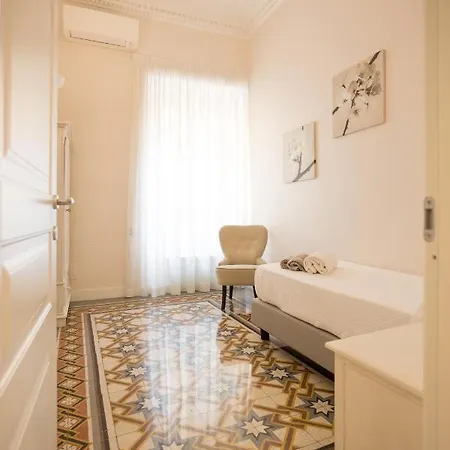 Vintage Ottaviano Daire Roma