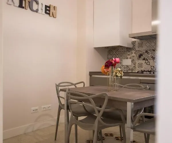 Apartment Vintage Ottaviano Rom